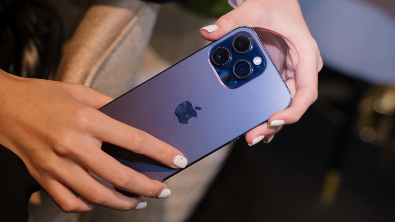 Điểm giá bán iPhone VN/A đầu tháng 8