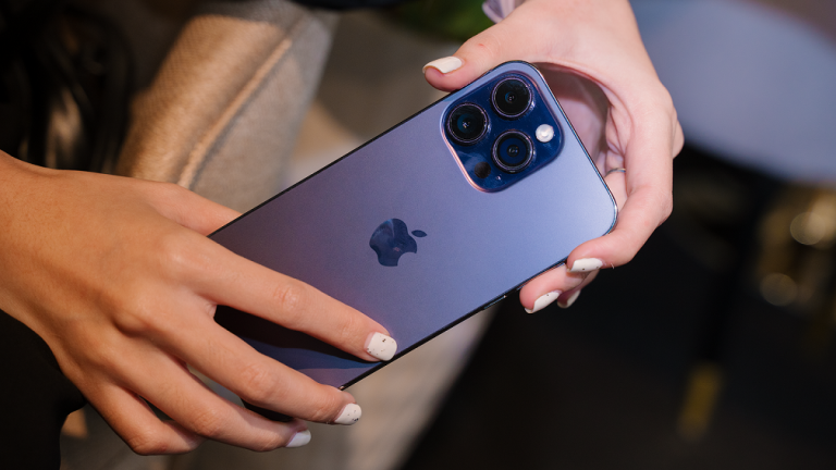 iPhone 14 Pro Max vẫn bán chạy dù thế hệ mới sắp ra mắt