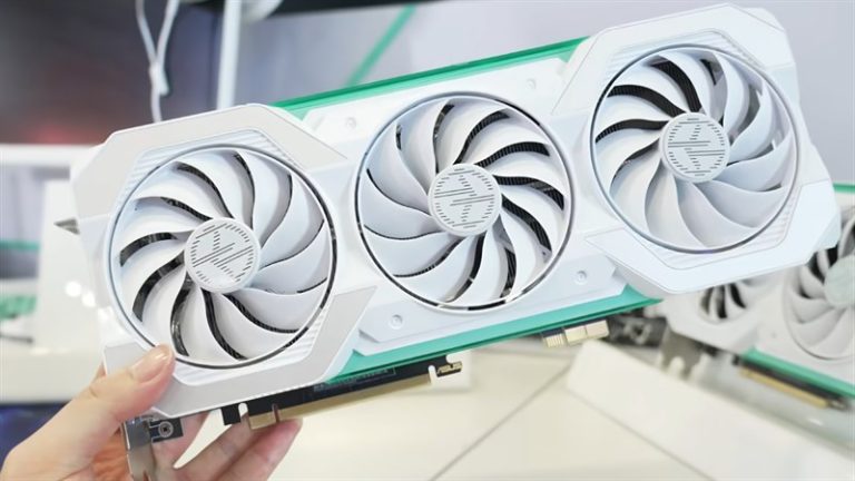 ASUS cách mạng hóa PC với card đồ họa không cần cáp GeForce RTX 4070 BTF