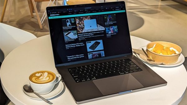 Liệu sẽ có dòng MacBook giá rẻ vào 2024?