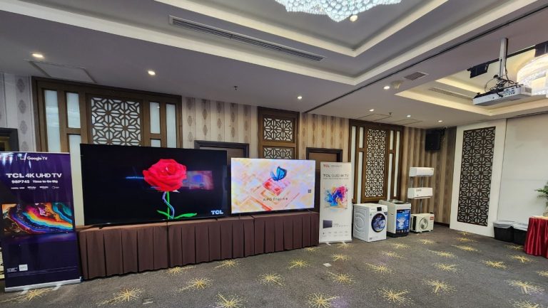 TCL gia nhập đường đua TV kích thước lớn, nâng cao chất lượng dịch vụ hậu mãi