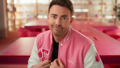 Tinder hợp tác cùng diễn viên Jonathan Bennett giúp người dùng tránh khỏi lừa đảo trực tuyến
