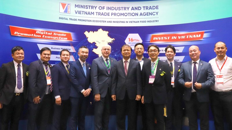 Alibaba.com tiếp tục hợp tác cùng Vietrade trong sự kiện Vietnam Foodexpo 2023