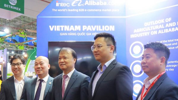 Alibaba.com tiếp tục hợp tác cùng Vietrade trong sự kiện Vietnam Foodexpo 2023
