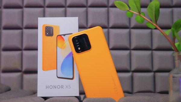 Black Friday: Săn deal công nghệ giá chỉ từ 1.000 đồng, mua 1 tặng 1