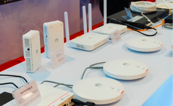 Ra mắt hệ sinh thái giải pháp Huawei eKit dành riêng cho doanh nghiệp vừa và nhỏ