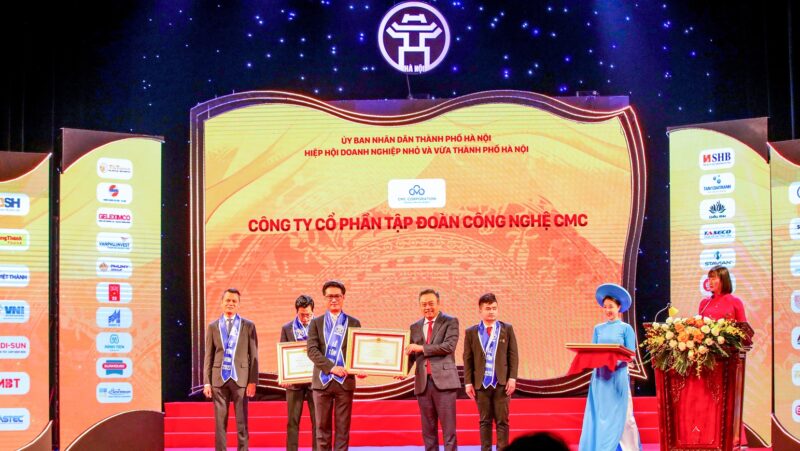 Tập đoàn Công nghệ CMC nhận Bằng khen của Thủ tướng Chính phủ