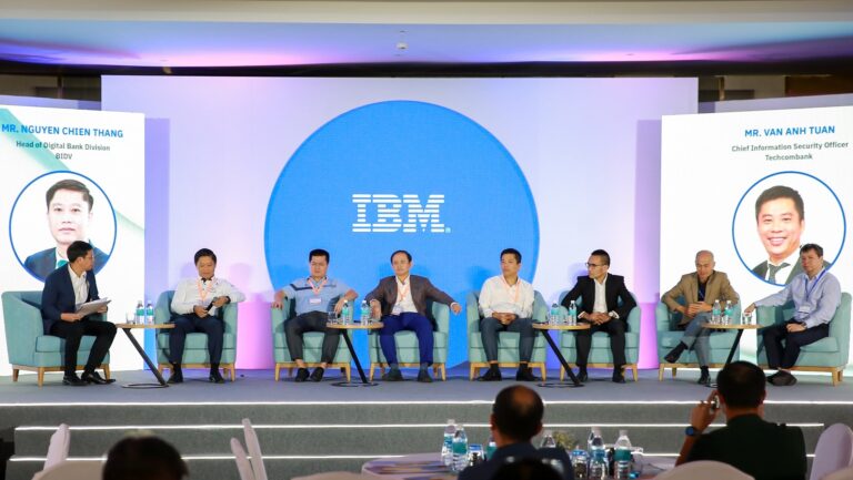 AI tạo sinh IBM watsonx nâng cao năng suất và khả năng cạnh trang để thúc đẩy nền kinh tế số tại Việt Nam