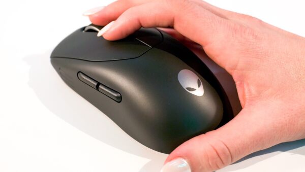 Ra mắt chuột Alienware Pro và bàn phím Alienware Pro phục vụ thi đấu thể thao điện tử