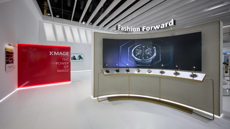 Huawei giới thiệu sản phẩm công nghệ định hướng thời trang cao cấp tại MWC 2024