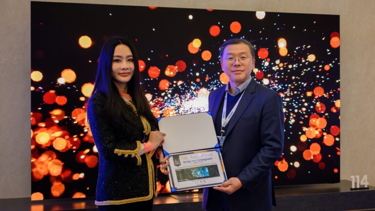 Người Việt Nam đầu tiên sở hữu chiếc TV Samsung Micro LED trị giá 3,5 tỷ đồng