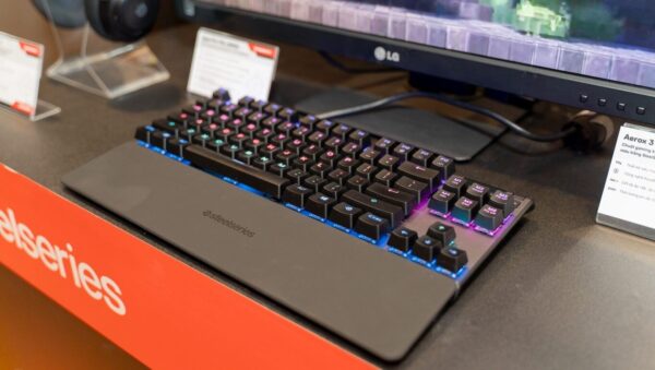 SteelSeries ra mắt nhà phân phối mới duy nhất tại Việt Nam cùng hàng loạt sản phẩm mới