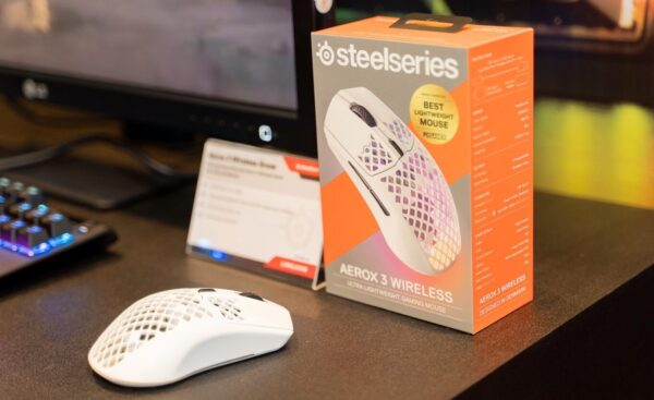 SteelSeries ra mắt nhà phân phối mới duy nhất tại Việt Nam cùng hàng loạt sản phẩm mới