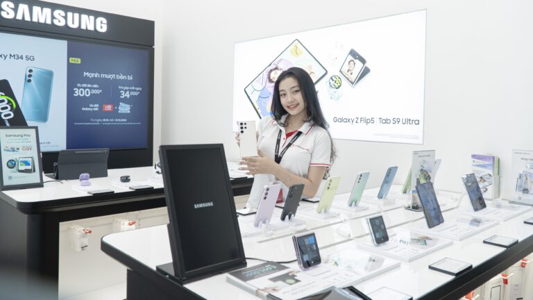 Samsung sale lớn đầu năm: Mua 1 tặng 1, nhiều điện thoại giảm đến 50%