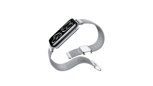 Xiaomi Smart Band 8 Pro ra mắt với hệ thống định vị toàn cầu độc lập