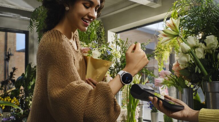 Xiaomi Watch 2 ra mắt, giảm ngay 300 ngàn đồng khi đặt hàng từ hôm nay