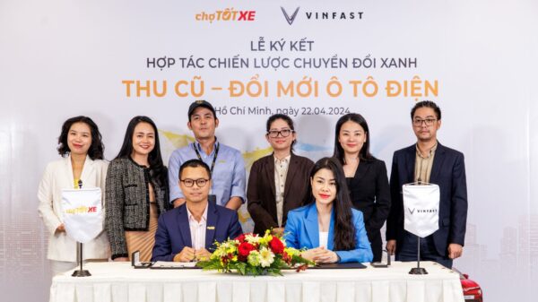 VinFast hợp tác Chợ Tốt triển khai chương trình thu cũ - đổi mới ô tô điện