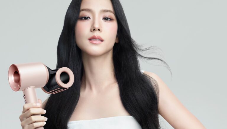 Dyson ra mắt dòng sản phẩm chăm sóc tóc phiên bản màu đặc biệt Ceramic Pink/Rose Gold