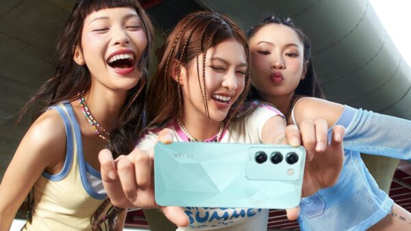 vivo Y100 và OPPO Reno11 F: Đâu là smartphone tầm trung dành cho bạn?