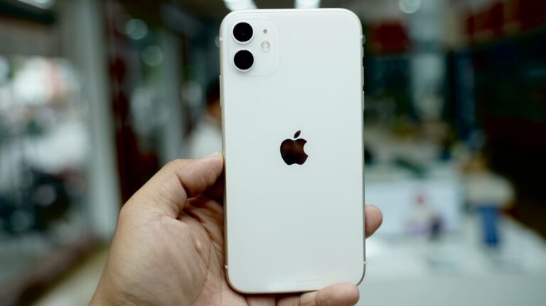 Top 5 iPhone cũ giá chạm đáy tại Di Động Việt