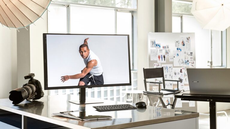 Samsung ra mắt loạt sản phẩm Odyssey OLED, Smart Monitor và ViewFinity năm 2024