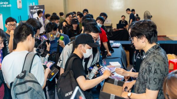 MSI tổ chức sự kiện kỉ niệm 20 năm laptop thu hút đông đảo người tham dự với loạt hoạt động hấp dẫn