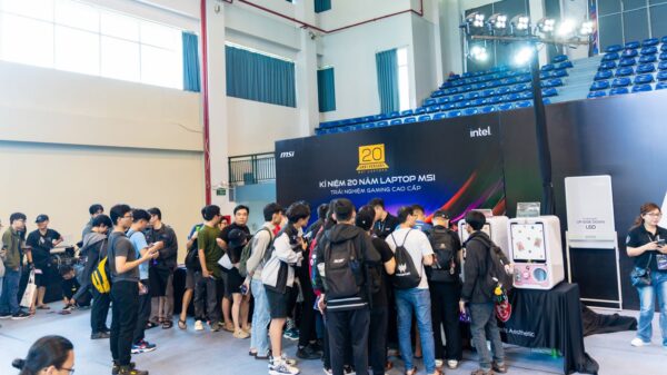 MSI tổ chức sự kiện kỉ niệm 20 năm laptop thu hút đông đảo người tham dự với loạt hoạt động hấp dẫn