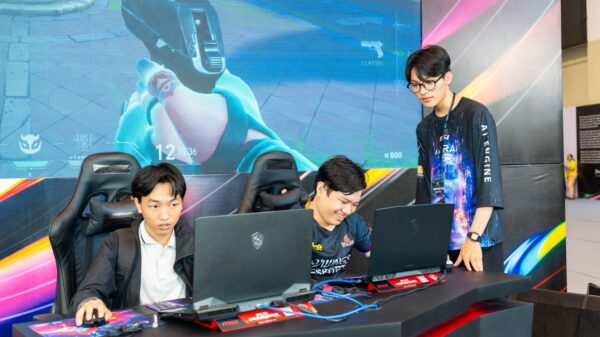 MSI tổ chức sự kiện kỉ niệm 20 năm laptop thu hút đông đảo người tham dự với loạt hoạt động hấp dẫn