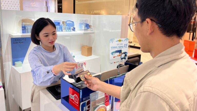 NAPAS và Mastercard triển khai chiến dịch khuyến mại toàn quốc, đẩy mạnh thanh toán không tiếp xúc