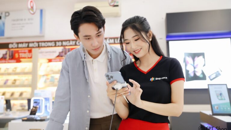 Chương trình tặng miễn phí 16.000 kính cường lực iPhone tại FPT Shop và F.Studio by FPT