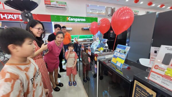 FPT Shop đồng loạt khai trương chuỗi cửa hàng điện máy trên toàn quốc