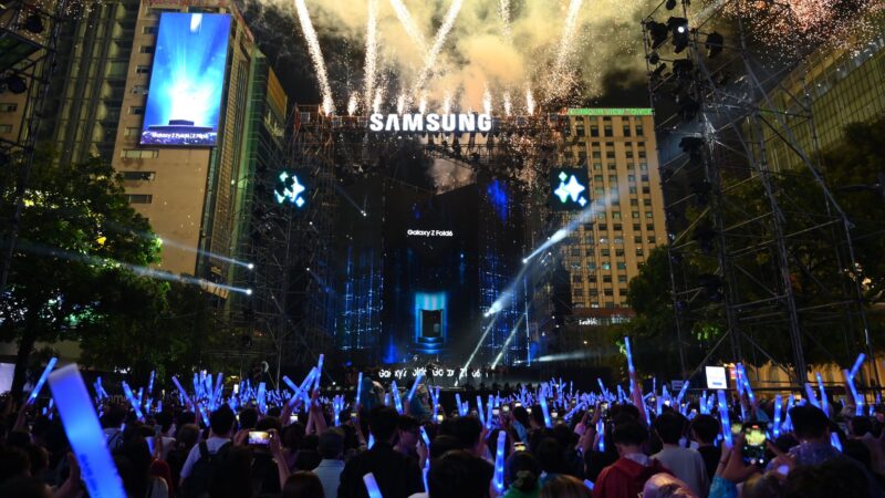 Đại tiệc âm nhạc Galaxy AI Immersive thu hút hơn 50.000 người tham dự