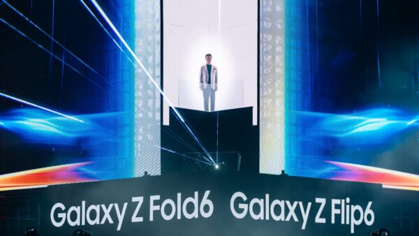Đại tiệc âm nhạc Galaxy AI Immersive thu hút hơn 50.000 người tham dự