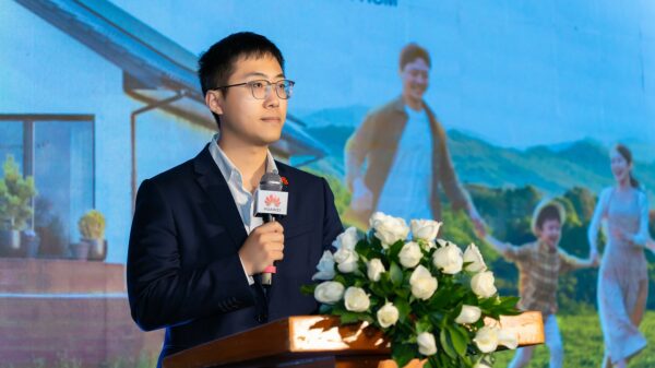 Huawei ra mắt Giải pháp Điện mặt trời Thông minh toàn diện 5.0