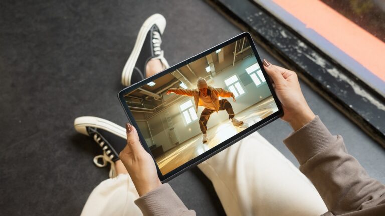 Lenovo ra mắt Tab Plus, giá bán lẻ dự kiến 7.99 triệu đồng