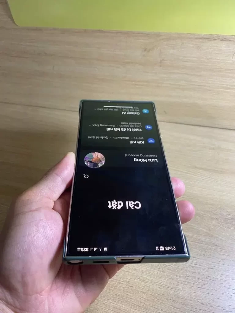 Giao diện lộn ngược sau khi nâng S24 Ultra lên One UI 6.1.1