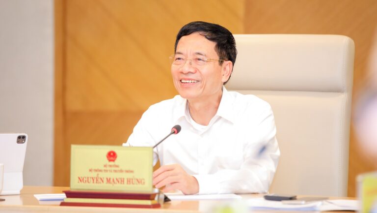 Bộ trưởng Nguyễn Mạnh Hùng: CMC có thể làm tốt về AI để trở thành công ty AI toàn cầu