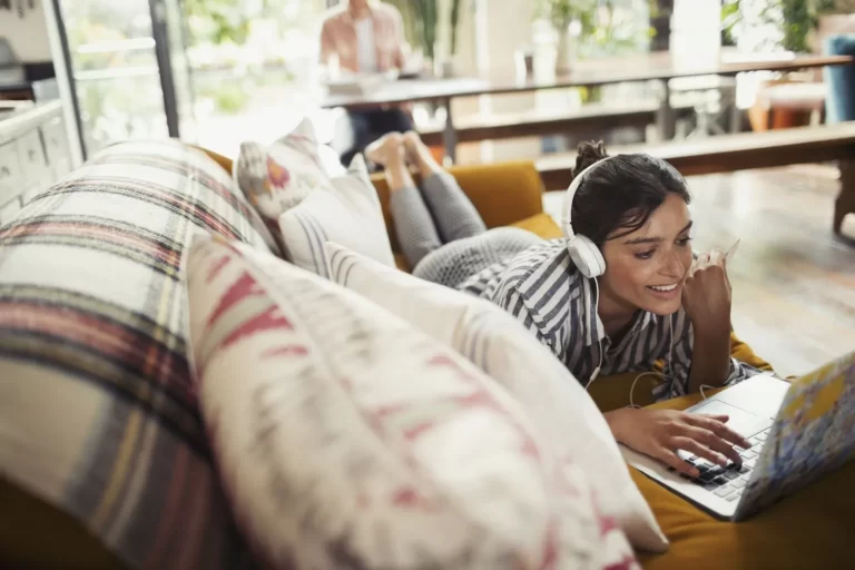15 trang web tải nhạc miễn phí và hợp pháp bạn không thể bỏ qua