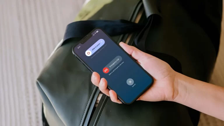 Cách tắt chế độ SOS trên iPhone 15: Hướng dẫn chi tiết và các lưu ý cần biết