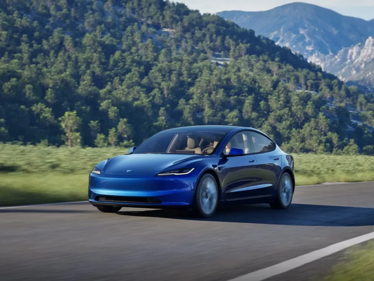 Elon Musk khẳng định xe Tesla 25.000 USD là vô nghĩa