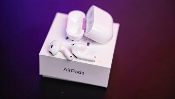 Apple AirPods 4 chính thức được mở bán và trả hàng tại Việt Nam