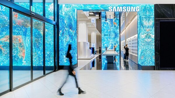 Khai trương cửa hàng bán lẻ Samsung West Lake tại Hà Nội