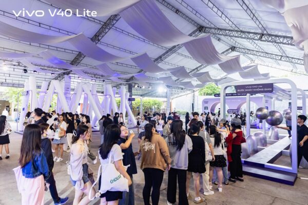 vivo tổ chức sự kiện trải nghiệm vivo V40 Lite - Bền Mượt Vượt Thời Gian, thu hút đông đảo người tham dự