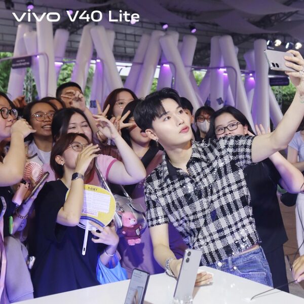 vivo tổ chức sự kiện trải nghiệm vivo V40 Lite - Bền Mượt Vượt Thời Gian, thu hút đông đảo người tham dự