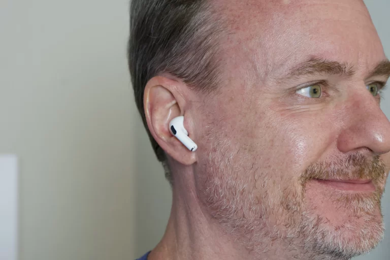 Hướng dẫn dùng thử bài kiểm tra thính lực với AirPods Pro 2
