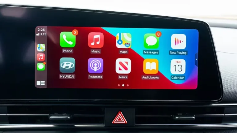 Hyundai xác nhận vẫn đảm bảo hỗ trợ CarPlay và Android Auto