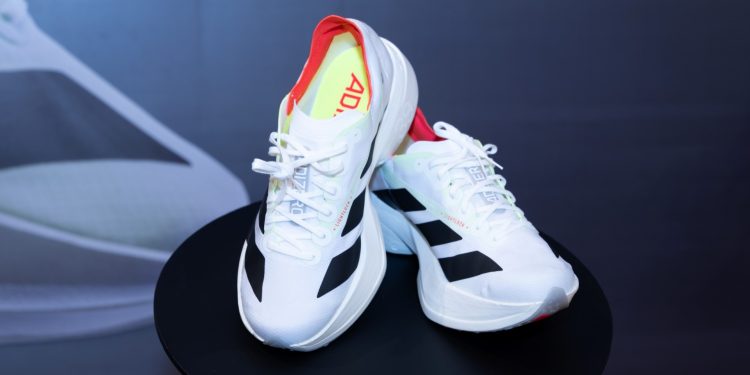 adidas Việt Nam chính thức ra mắt dòng sản phẩm giày chạy bộ chuyên nghiệp Adizero Adios Pro 4