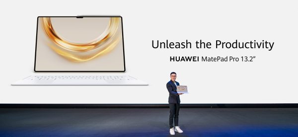 Huawei giới thiệu loạt sản phẩm mới: Điện thoại gập ba, máy tính bảng và tai nghe thiết kế mở