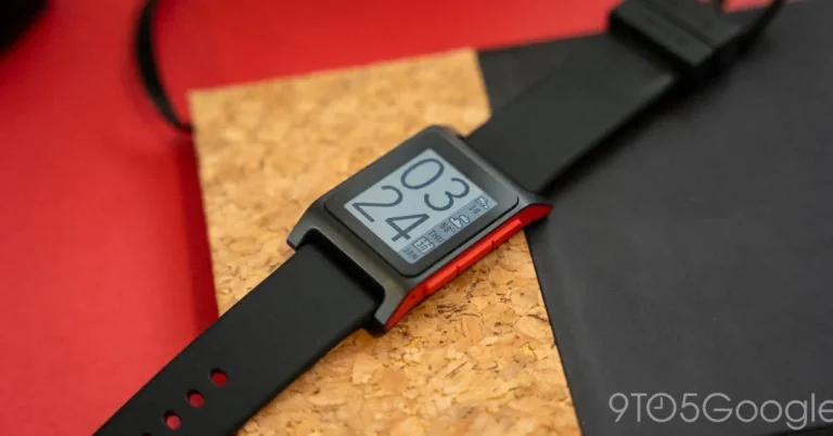 Pebble OS đã hoạt động trên phần cứng mới sau khi mã nguồn được công bố