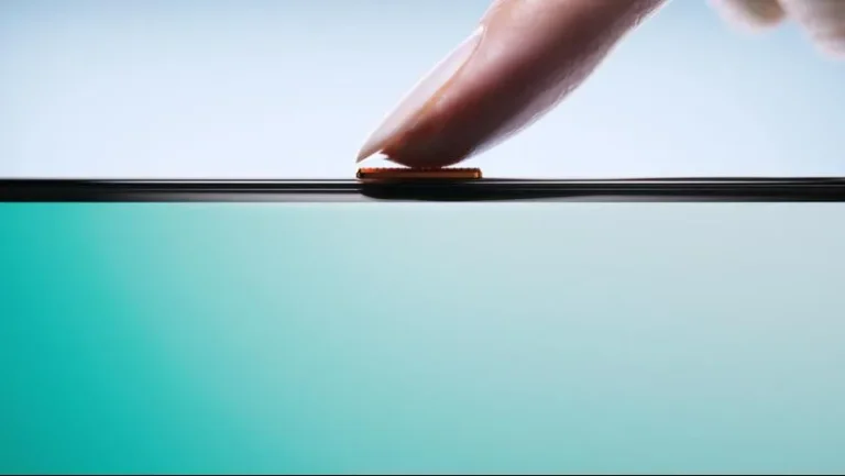 Tecno ra mắt dòng sản phẩm Camon 40, Megabook S14 và kính AI tại MWC 2025